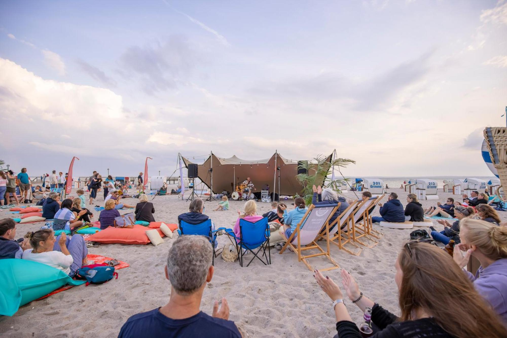 Gemuetliche Ferienresidenz Mit Meerblick Ueber Wundervolle Luebecker Bucht * Timmendorfer Strand